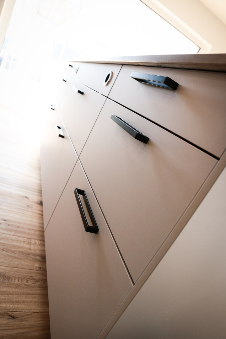 cuvini_kuechenstudio_schwabach_design_referenz_te2